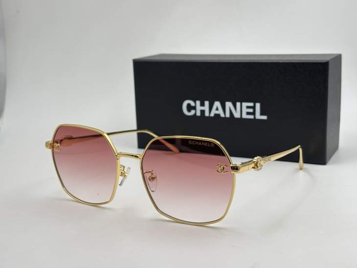 Picture of Chanel Sunglasses _SKUfw76988625fw